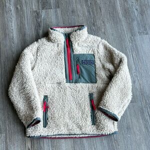Vineyard vines sherpa